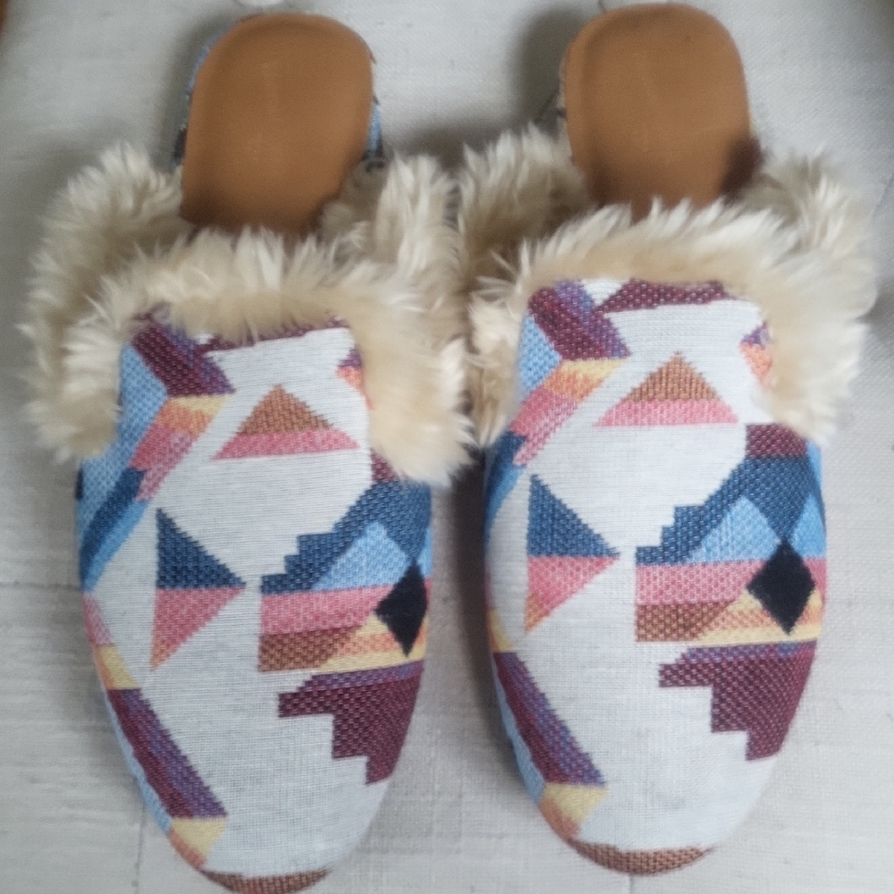 Universal Thread Blue and Pink Mules with Plush Trim